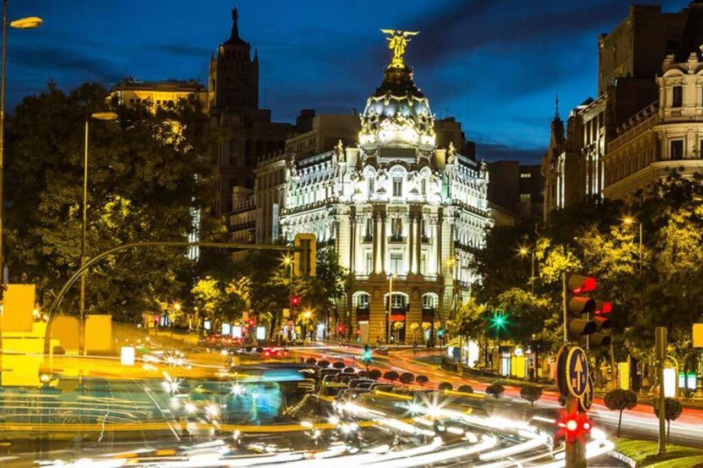 Piso De Lujo En Madrid Centro La Dolce Vita Luaran gambar